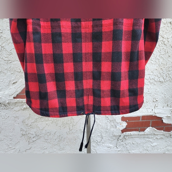 Large LEVI'S red black Buffalo plaid checkers hooded coat jacket quilted lining - Picture 11 of 16
